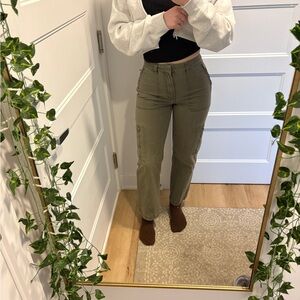 Aritzia TNA cargo